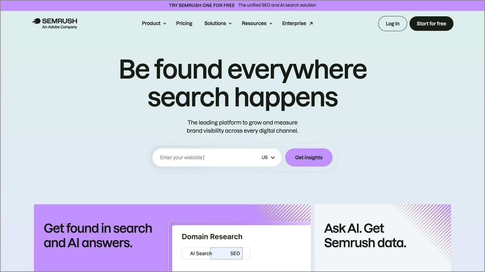 Semrush landing page example - OptinMonster Semrush's landing page with its headline, the search field and its calls to action.